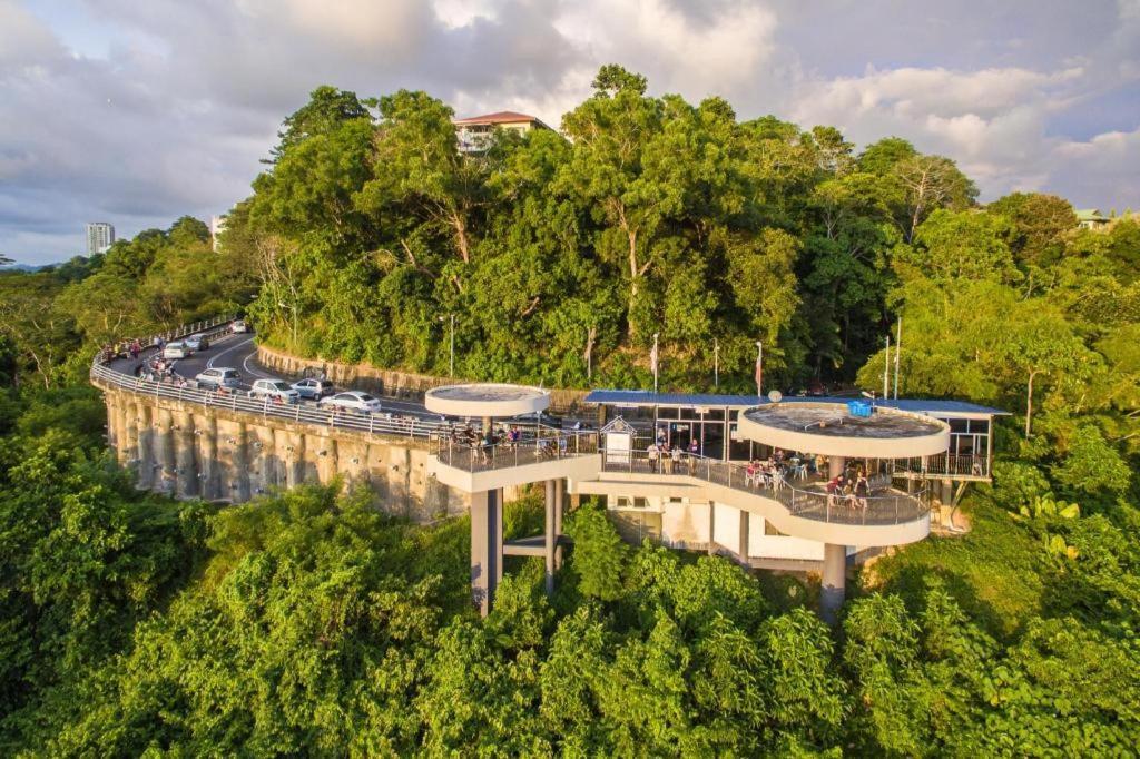 1 City Hotel Kota Kinabalu Eksteriør billede
