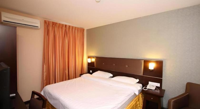 1 City Hotel Kota Kinabalu Eksteriør billede