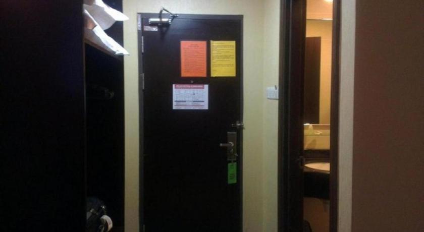 1 City Hotel Kota Kinabalu Eksteriør billede